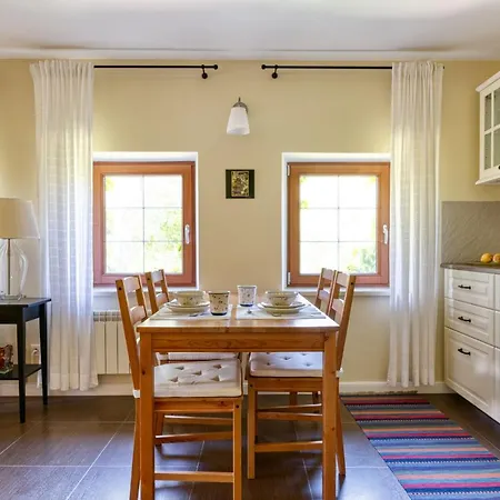 Mietowe Wzgorze 3* Sucha (Luban)