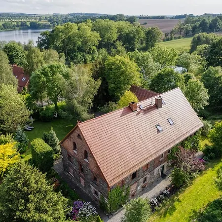 Mietowe Wzgorze Panzió Sucha (Luban)