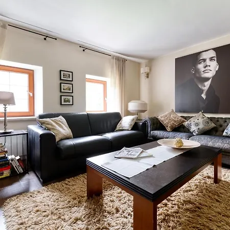 Mietowe Wzgorze فندق مبيت وإفطار Sucha (Luban)