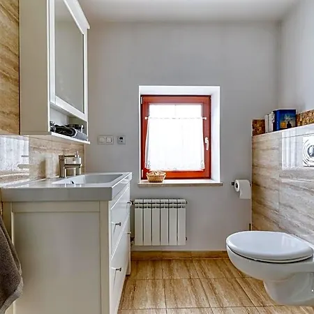 Miętowe Wzgórze Nocleg ze śniadaniem 3*